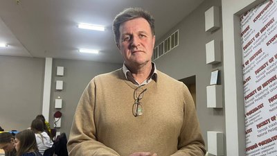 Микола Бармак, завідувач кафедри історії України ТНПУ Микола Бармак, завідувач кафедри історії України ТНПУ