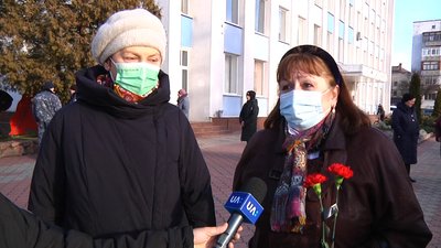На Житомирщині попрощалися з військовослужбовцем Ігорем Тичиною, який загинув від кулі снайпера На Житомирщині попрощалися з військовослужбовцем Ігорем Тичиною, який загинув від кулі снайпера