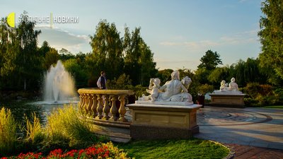 Межигір'я сьогодні. Фоторепортаж Межигір'я сьогодні. Фоторепортаж