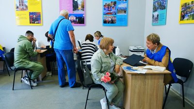 Центр підтримки переселенців “Я — Маріуполь” відкрили у Вінниці