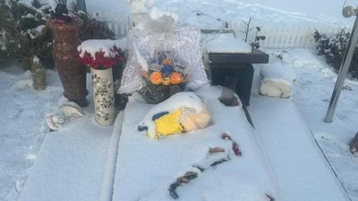 Могила захисника у Шелудьківці