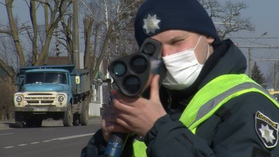 Сім перевищень швидкості за дві години: на чотирьох вулицях Луцька патрулюють з TruCam