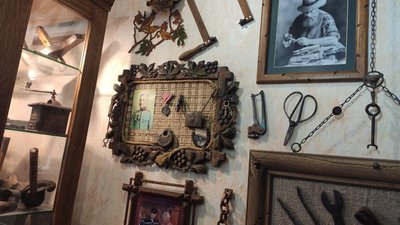 На Тернопільщині родина створила музей старожитностей На Тернопільщині родина створила музей старожитностей