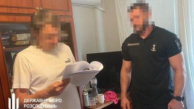 ДБР підозрює столичного прокурора у привласненні понад 4 млн грн речових доказів
