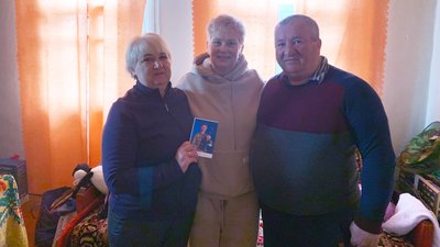Тікаючи від війни. Історії переселенців з Луганщини, які евакуювалися на Житомирщину Тікаючи від війни. Історії переселенців з Луганщини, які евакуювалися на Житомирщину