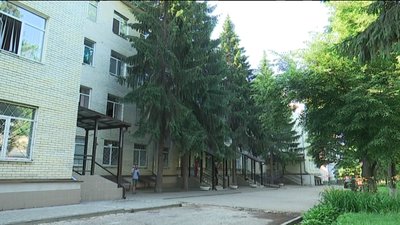 У Сумському пологовому будинку відремонтували перший поверх та VIP-палати У Сумському пологовому будинку відремонтували перший поверх та VIP-палати