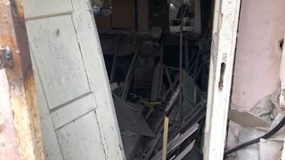 В будинку на вулиці Павлокічкаській виконують аварійні роботи В будинку на вулиці Павлокічкаській виконують аварійні роботи