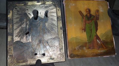Ікона, гроші, автограф Далі: на Чернігівщині запобігли спробі вивезення культурних цінностей