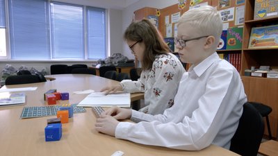 У школі на Черкащині навчають читати незрячих дітей У школі на Черкащині навчають читати незрячих дітей