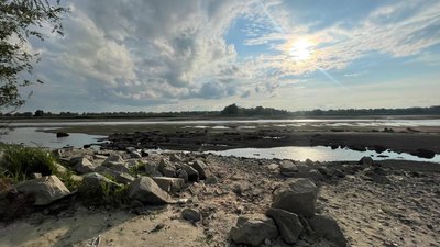 Місяць після підриву Каховської ГЕС: стан водойм Кушугумської громади на Запоріжжі – фоторепортаж