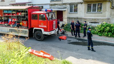 Рятувальники Рятувальники