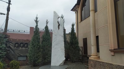 "Лишилися незавершені проєкти". У Харкові прощаються зі скульптором Гурбановим "Лишилися незавершені проєкти". У Харкові прощаються зі скульптором Гурбановим