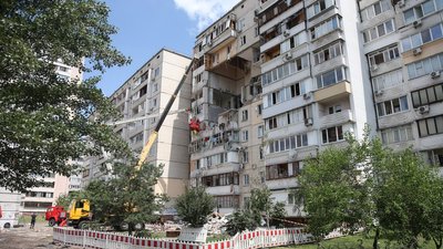 "Проблеми не вирішені". Постраждалі від вибуху на Позняках звернулися до Зеленського