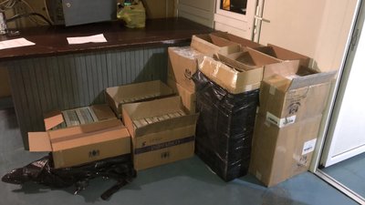 7250 пачок сигарет до Угорщини: попереджувальні постріли зупинили контрабандистів