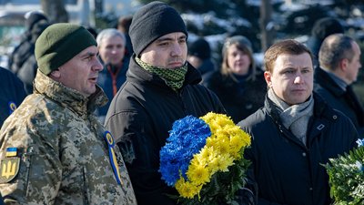 Дніпропетровщині вшановують пам'ять Героїв Небесної Сотні (ФОТОРЕПОРТАЖ) Дніпропетровщині вшановують пам'ять Героїв Небесної Сотні (ФОТОРЕПОРТАЖ)