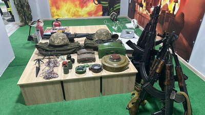 У класі захисту України та безпеки життєдіяльності у військовому коледжі У класі захисту України та безпеки життєдіяльності у військовому коледжі