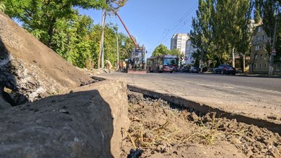 У Миколаєві облаштовують зупинкові кишені для громадського транспорту