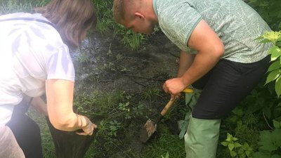 На Вінниччині екологи виявили факт забруднення землі На Вінниччині екологи виявили факт забруднення землі