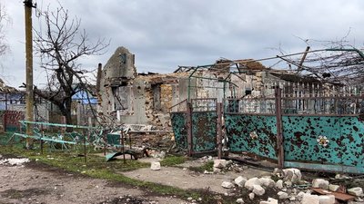 Все горіло, все бомбили: жителька Благодатного, що на Миколаївщині, розповіла про життя під російськими обстрілами Все горіло, все бомбили: жителька Благодатного, що на Миколаївщині, розповіла про життя під російськими обстрілами