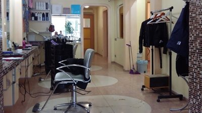 У Каневі відновлять роботу салони краси та ринки У Каневі відновлять роботу салони краси та ринки