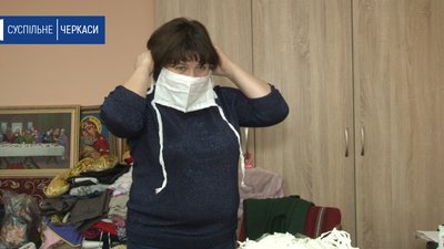 Черкаський комітет самоорганізації шиє марлеві маски Черкаський комітет самоорганізації шиє марлеві маски