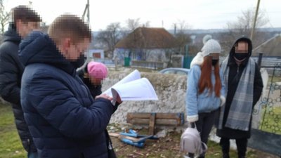 Двох жительок Миколаївщини підозрюють у виготовленні дитячого порно