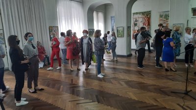 Гобелени та живопис. У Херсоні відкрилась персональна виставка художниці Ольги Брянцевої Гобелени та живопис. У Херсоні відкрилась персональна виставка художниці Ольги Брянцевої