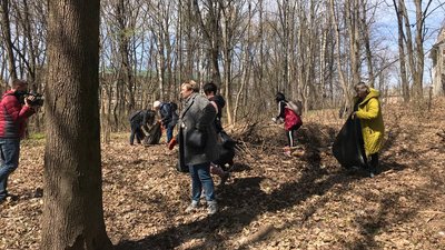У Тернополі до загальноміської толоки долучилось більше 500 людей У Тернополі до загальноміської толоки долучилось більше 500 людей