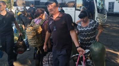 У Новоукраїнський район на Кіровоградщині евакуювали 29 переселенців з Донеччини
