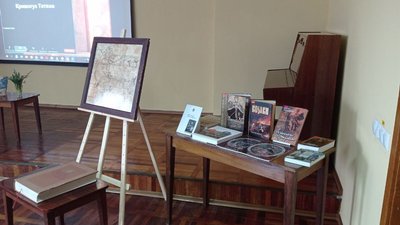 "Це те, що сьогодні ми називаємо архівною революцією". У Сумах презентували книгу документів з історії України "Це те, що сьогодні ми називаємо архівною революцією". У Сумах презентували книгу документів з історії України