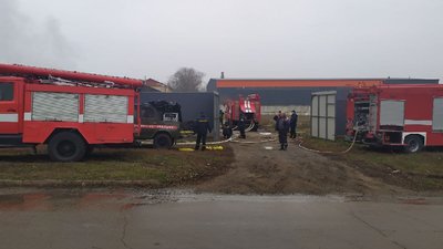 У Кропивницькому горять меблеві склади У Кропивницькому горять меблеві склади