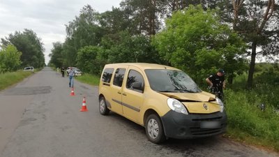 В аварії на Сумщині травмувалась велосипедистка В аварії на Сумщині травмувалась велосипедистка