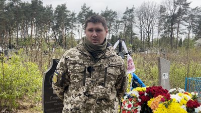 “ЗСУ були для неї другою сім’єю”: на Рівненщині попрощалися з головною сержанткою Надією Білотіл “ЗСУ були для неї другою сім’єю”: на Рівненщині попрощалися з головною сержанткою Надією Білотіл