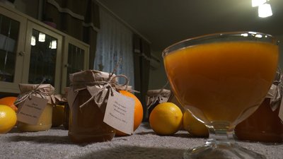 Виготовляє крафтове варення. Черкащанка Альона Юрчук Виготовляє крафтове варення. Черкащанка Альона Юрчук