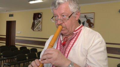 "Порятунок від проблем": черкасець зібрав колекцію сопілок