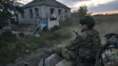 Російське військо обстріляло всі деокуповані села Луганщини, де проживають місцеві жителі