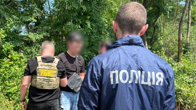 Затримання 26-річного одесита, якого обвинувачують в організації незаконного переправлення