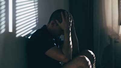 Чоловік у депресивному стані