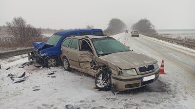 Не впорався із керуванням. У ДТП на Львівщині травмувалися двоє людей