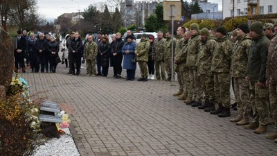 На Закарпатті відкрили оновлений пам'ятний знак "Книга пам'яті" На Закарпатті відкрили оновлений пам'ятний знак "Книга пам'яті"