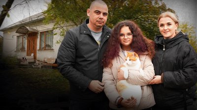 Переселенці, Віолетта Василенко, Олексій Василенко, сімʼя
