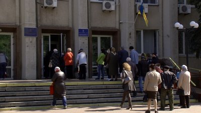 Черги та відсутність бланків у перший день: як черкасці оформлюють субсидії по-новому