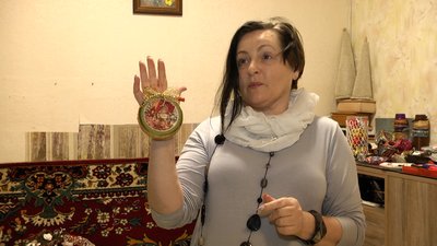 Житомирська майстриня показала, як бюджетно та стильно прикрасити ялинку Житомирська майстриня показала, як бюджетно та стильно прикрасити ялинку