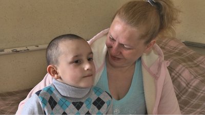 На Волині в будинок, який стояв пусткою, заселили три родини переселенців На Волині в будинок, який стояв пусткою, заселили три родини переселенців