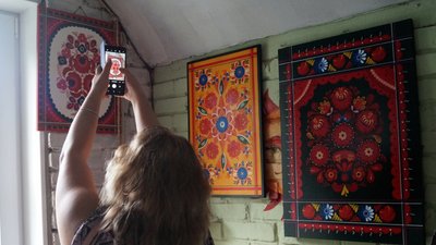 У Дніпрі відкрили виставку миколаївського розпису