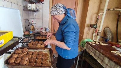 Смаколики для оборонців