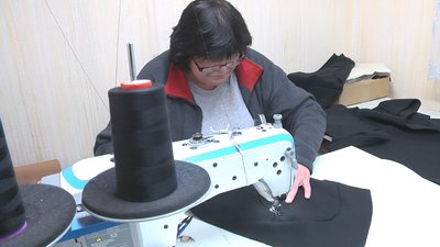 У місті на Волині шиють теплі речі для військових У місті на Волині шиють теплі речі для військових