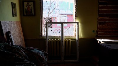 Волонтери на Чернігівщині за три дні планують встановити вікна у 18 будинках