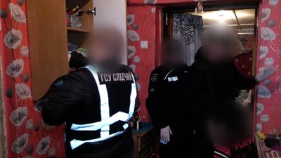 Вилучили зброю та наркотики: правоохоронці затримали вінничан Вилучили зброю та наркотики: правоохоронці затримали вінничан