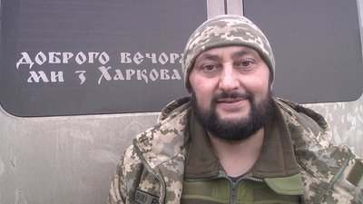 40 літрів плову та 90 кілограмів шашлику. Харків'яни привезли захисникам Бахмута святковий обід 40 літрів плову та 90 кілограмів шашлику. Харків'яни привезли захисникам Бахмута святковий обід